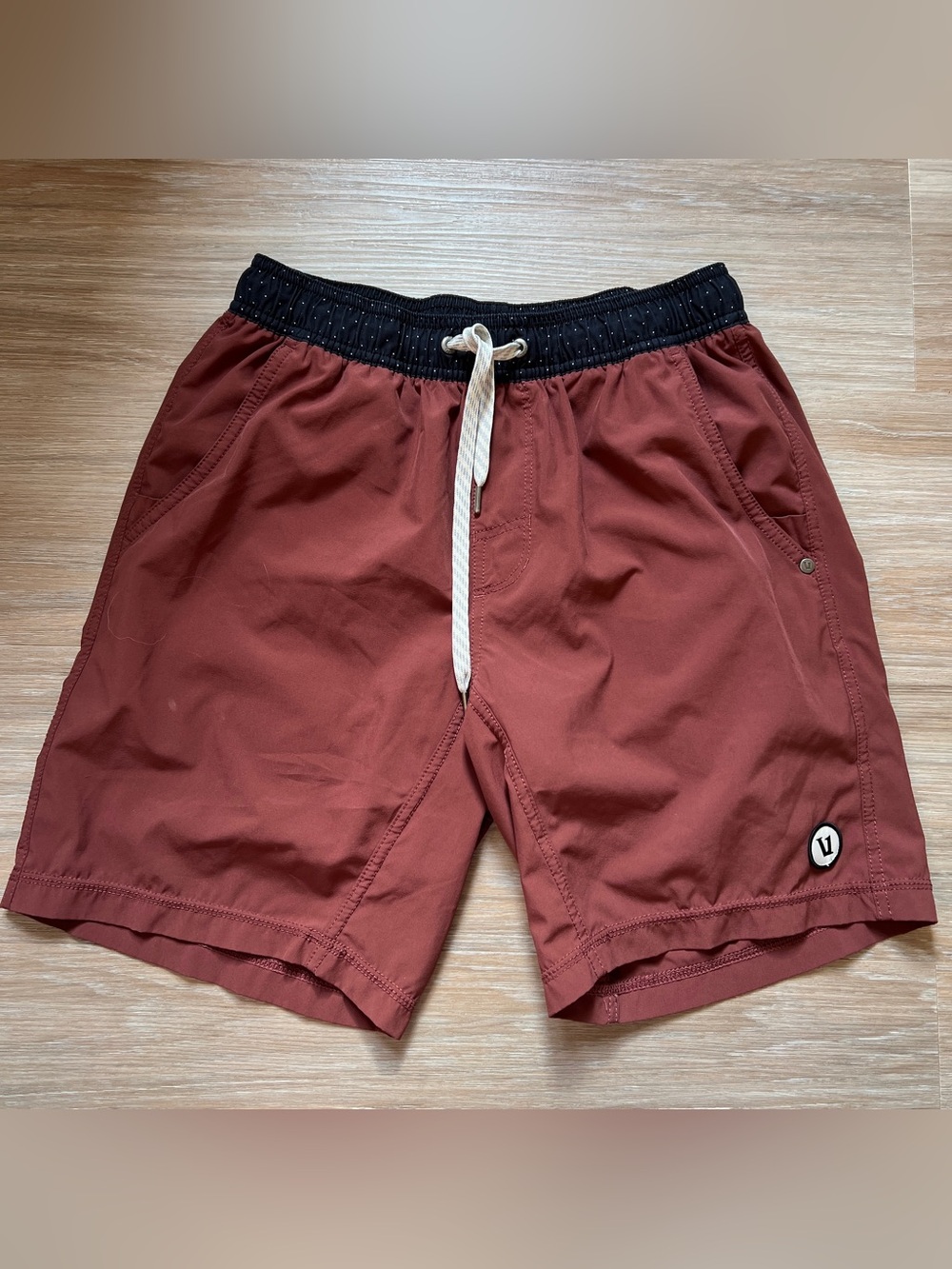 Vuori Kore Shorts Small Rust Red Lined Athletic Training workout Gym Running